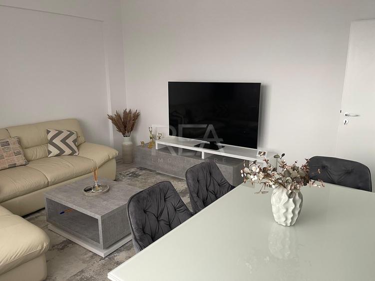 Apartament cu 3 camere decomandat, mobilat în Militari