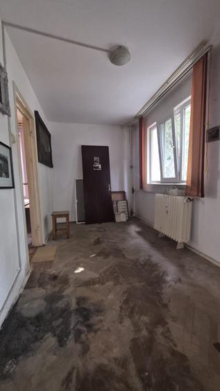Apartament cu 2 camere semidecomandat în Tomis Nord