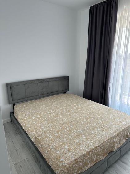 Apartament cu 2 camere decomandat în Tunari