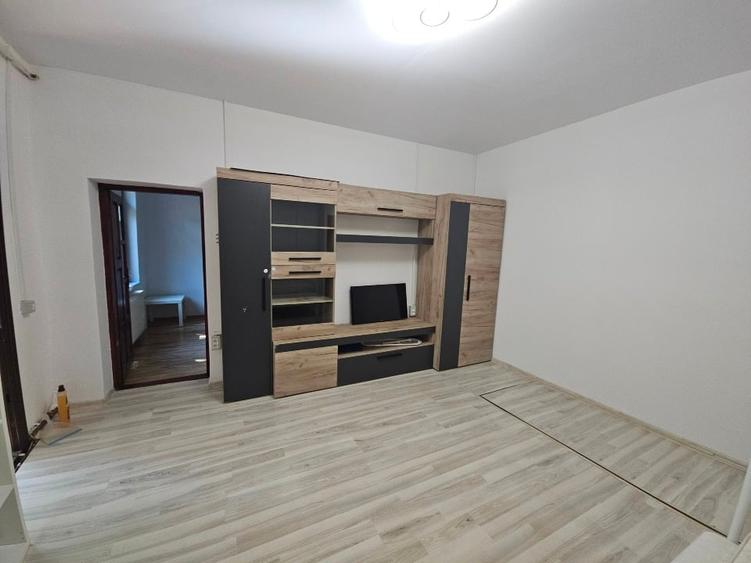 Apartament 2 camere, ultracentral, 87.000€ Negociabil - 1