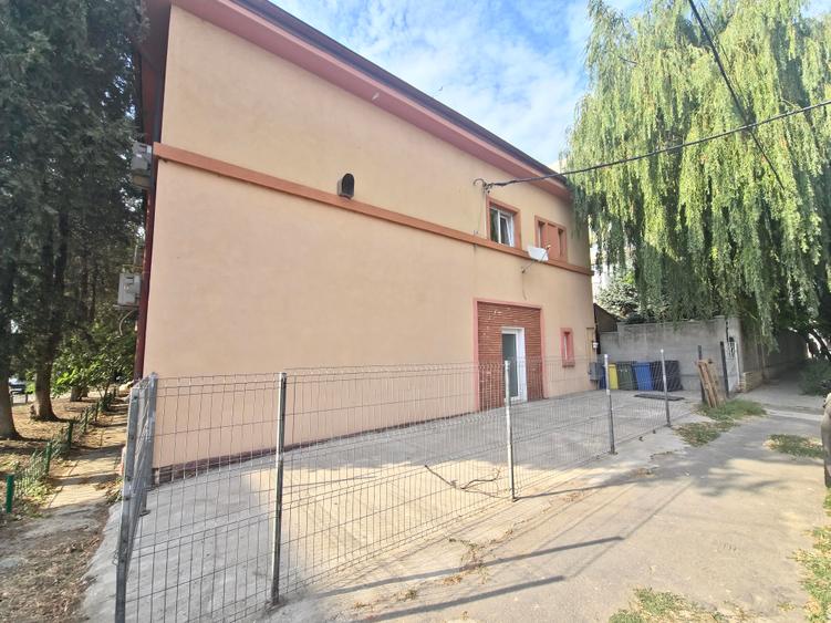 Birou, de 741 mp, în Faleza Nord