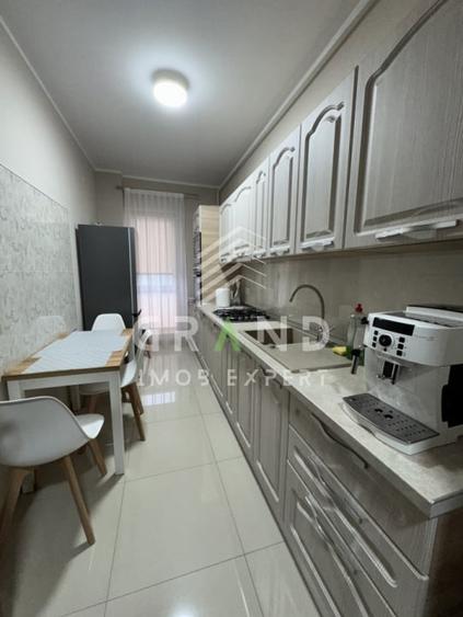 Apartament cu 2 camere decomandat, mobilat în Andrei Mureșanu