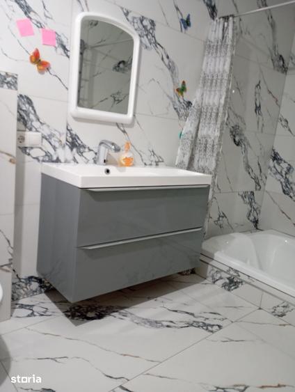 Casă cu 4 camere cu Teren 1407 Mp în Central