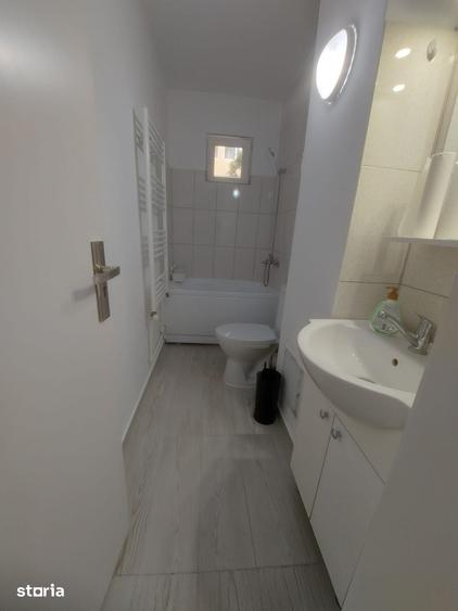 Apartament cu 2 camere în Micro 5