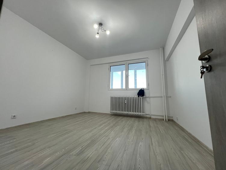 Apartament cu 2 camere semidecomandat în Câmpia Libertății