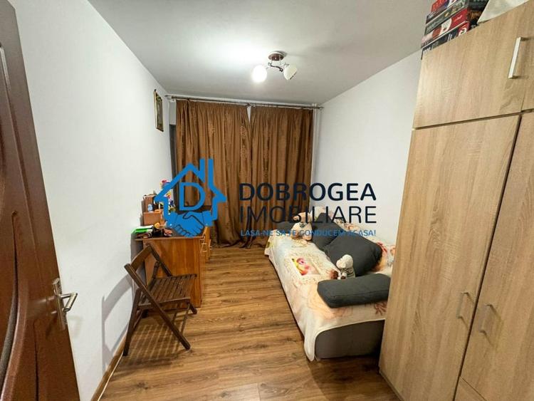 Apartament cu 4 camere decomandat, mobilat în Peco