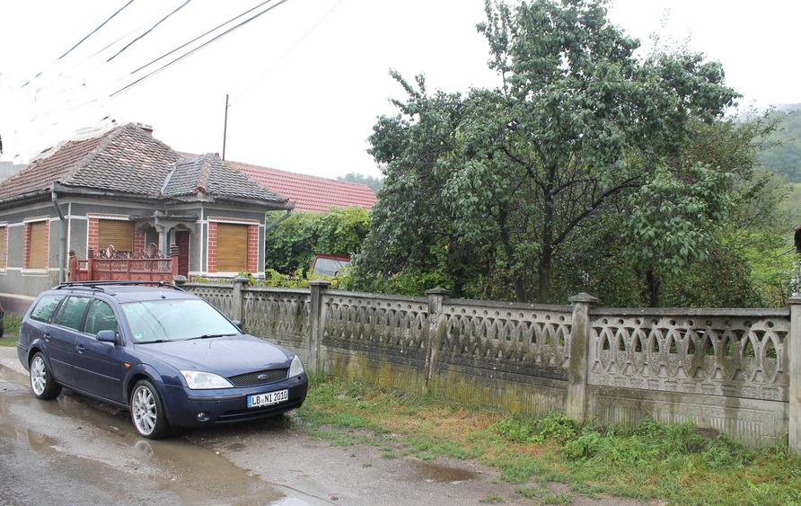 Casă cu 3 camere în Șinca