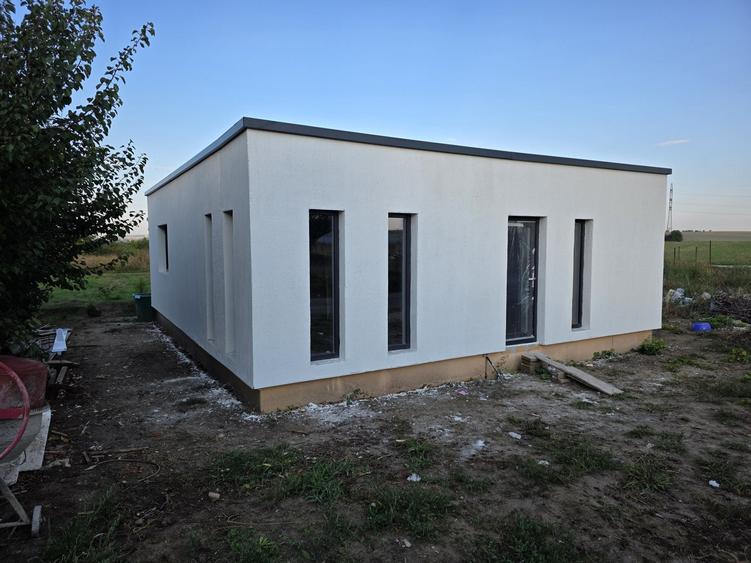 Vand casa in localitatea Dancu - 3