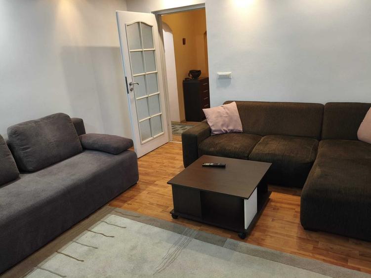 Apartament cu 2 camere decomandat în 1 Decembrie 1918