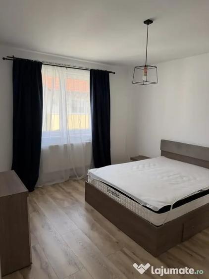 Inchiriez Apartament Bloc Nou - 4