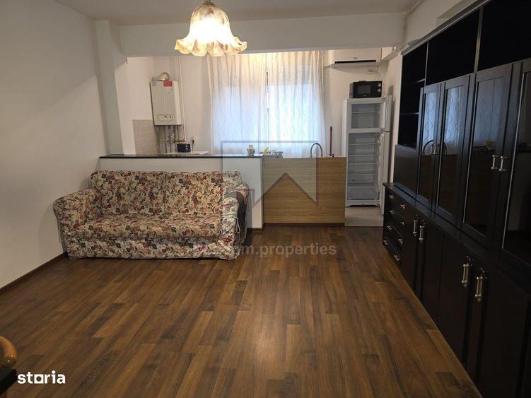 Apartament cu 3 camere semidecomandat în Chiajna