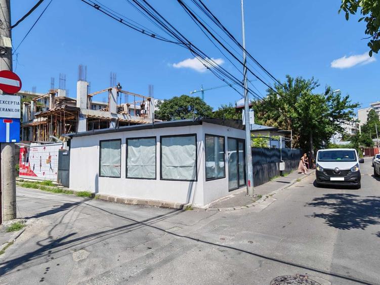 Spațiu comercial, de 40 mp, în Mihai Bravu