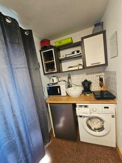Garsonieră decomandată în Central