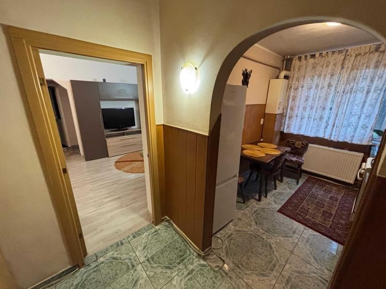 Apartament cu 2 camere semidecomandat în Liteni