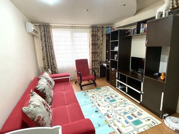 Apartament cu 2 camere decomandat în Dristor