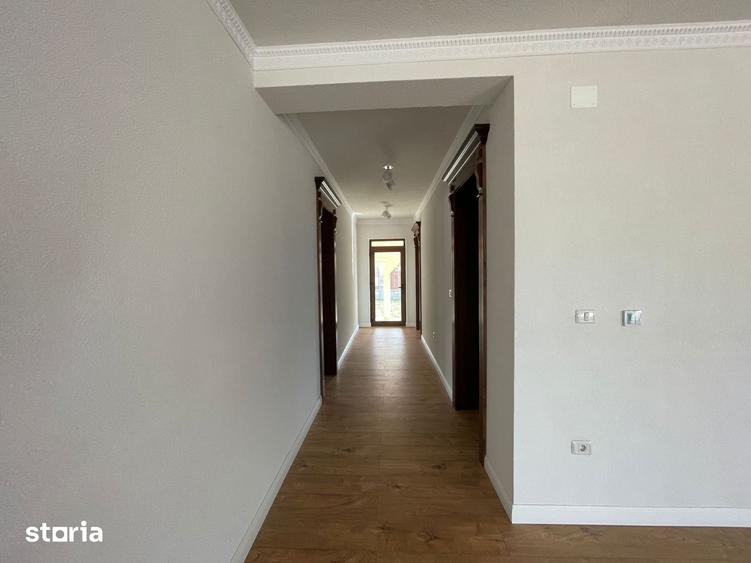 Casă cu 4 camere cu Teren 580 Mp în Ghiroda