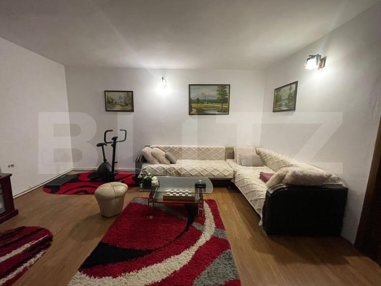 Casă individuală cu 4 camere cu Canalizare în George Enescu