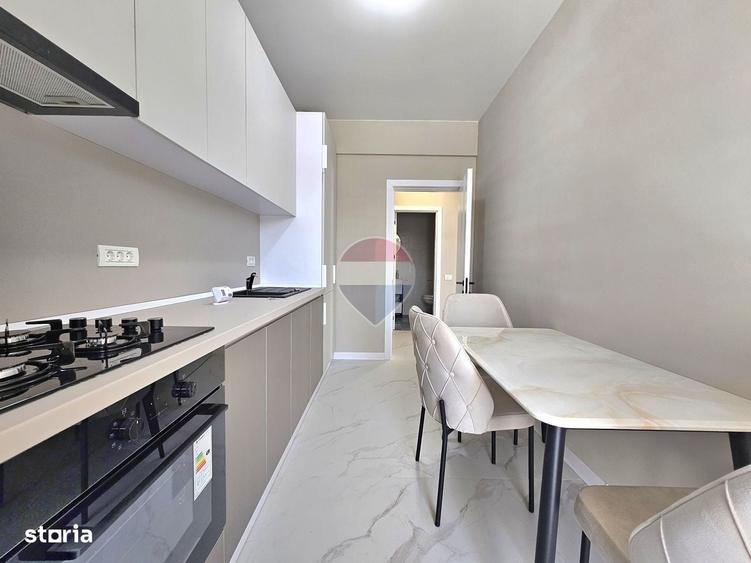 Apartament cu 2 camere decomandat în Palazu Mare