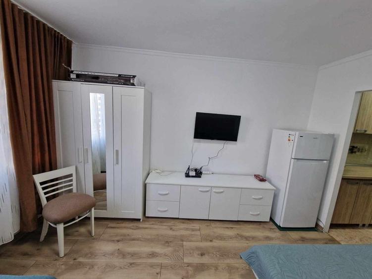 Garsonieră decomandată în Exterior Vest