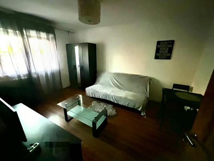 Apartament cu 2 camere decomandat în 1 Decembrie 1918