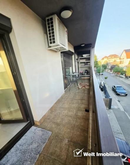 Apartament cu 3 camere decomandat, mobilat în Între Lacuri