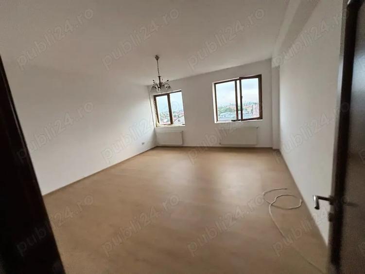 Spațiu comercial, de 520 mp, în Central