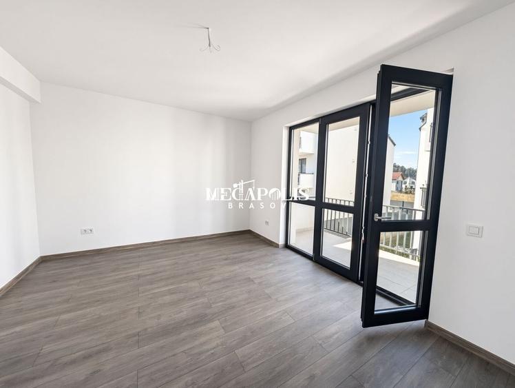 Apartament cu 2 camere decomandat în Sânpetru