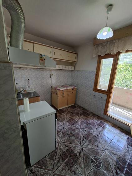 Apartament cu 2 camere decomandat în Mineri