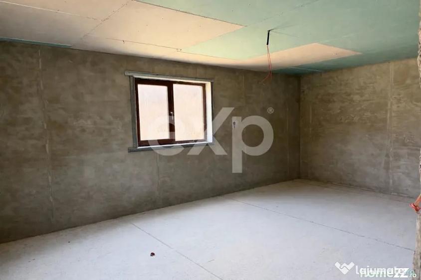 Casă cu 3 camere cu Teren 1446 Mp în Buhoci