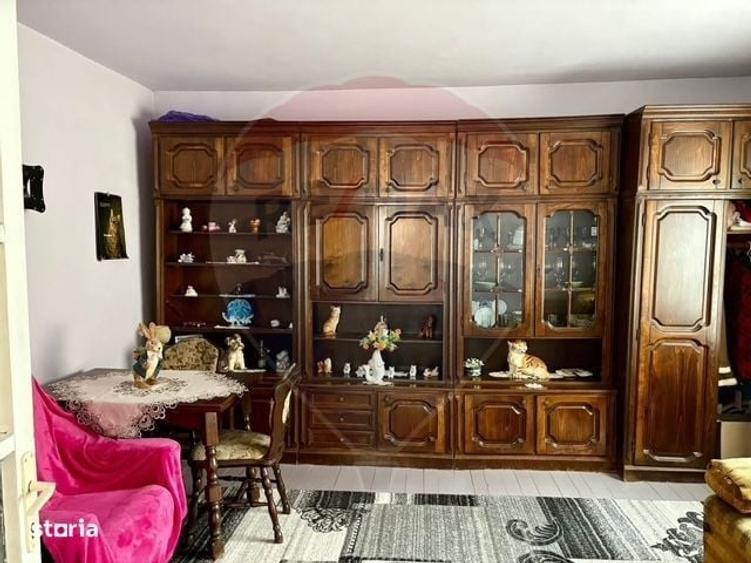 Casă cu 4 camere în Valea Cufundoasă