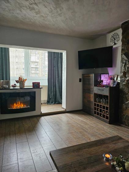 Apartament cu 2 camere semidecomandat în Lenin