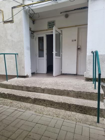 Vand Apartament 3 camere ultracentral - 1