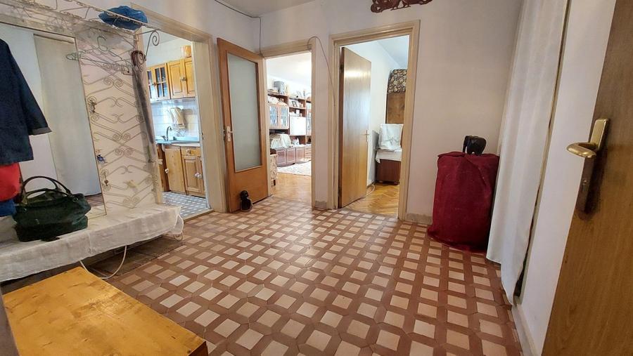 Apartament cu 4 camere în Chișinau