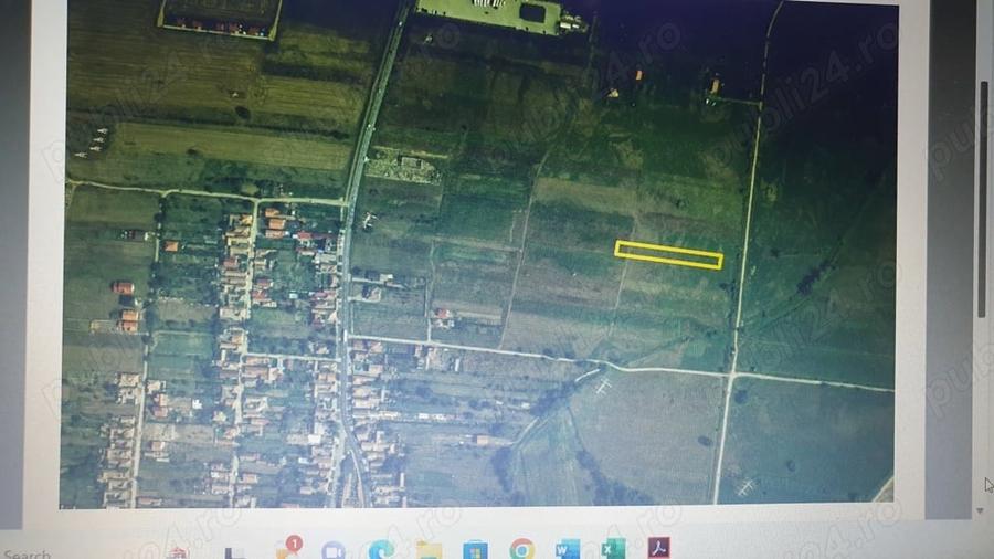 Teren de 2120 mp, în Petrești