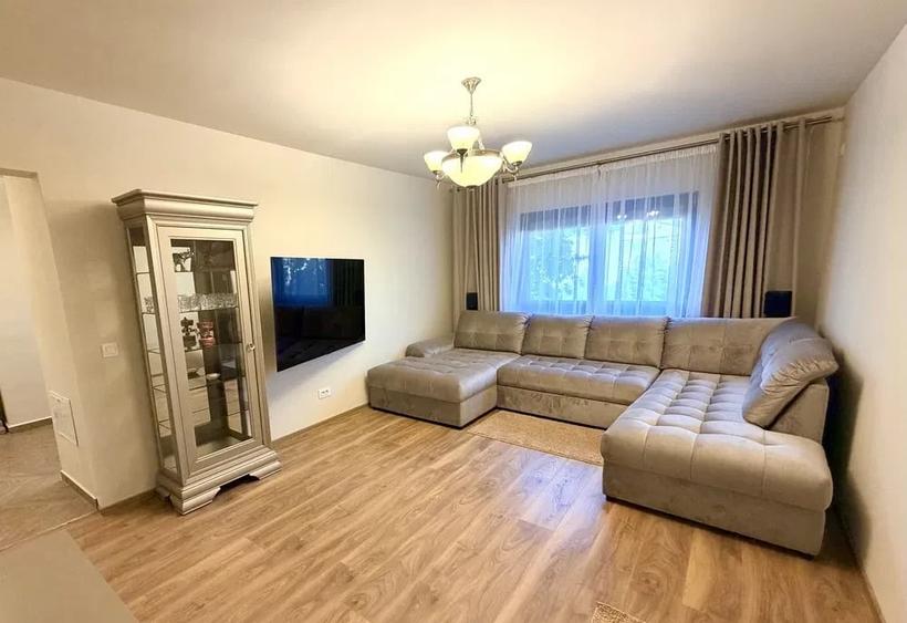 Apartament cu 2 camere decomandat, mobilat în Nicolina