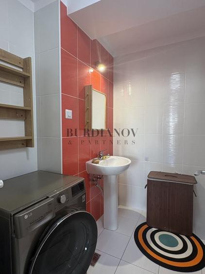 Apartament cu 3 camere în Theodor Pallady