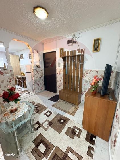 Apartament cu 3 camere decomandat în Sebeș