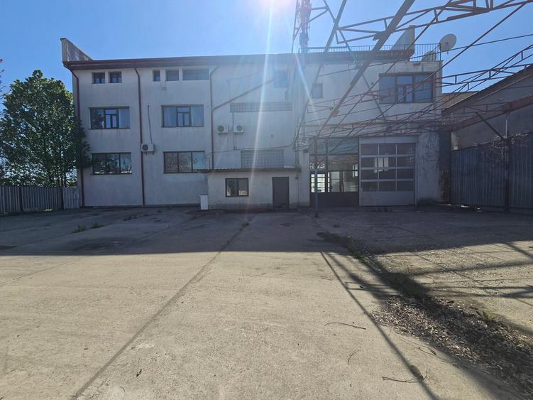 Spațiu comercial, de 1,000 mp, în Autogară