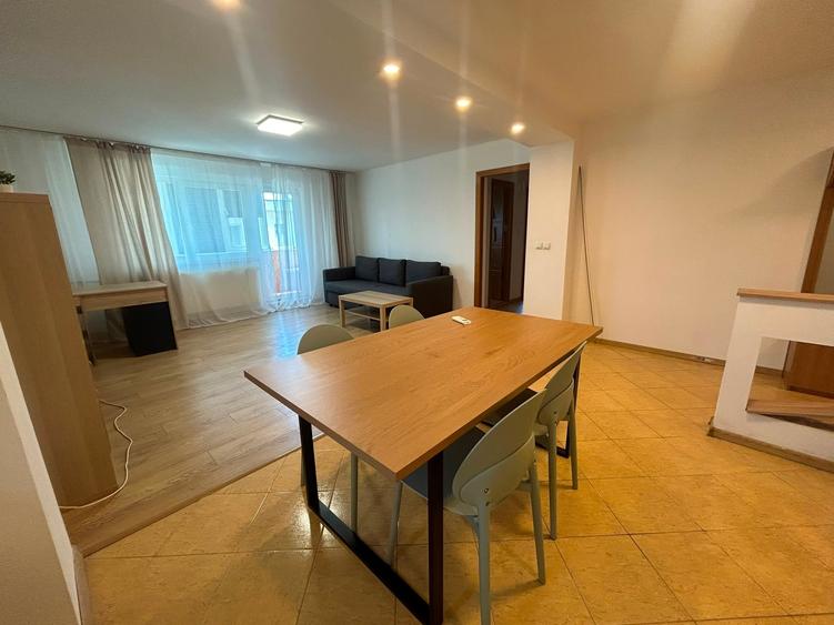 Apartament cu 2 camere semidecomandat în Vitan Mall