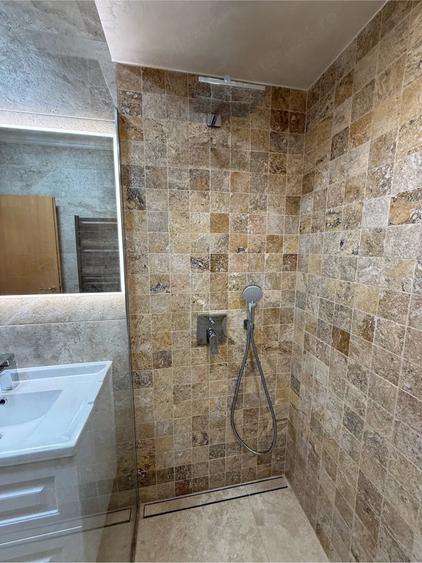 Apartament cu 2 camere semidecomandat în Lipovei