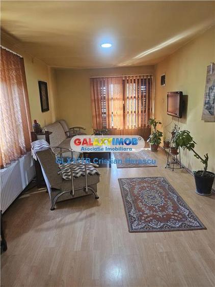 Casă cu 3 camere cu Teren 434 Mp în Sud-Vest
