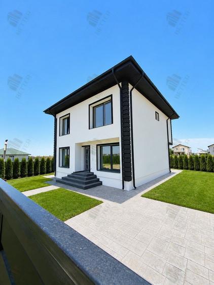 Casă individuală cu 4 camere cu Teren 360 Mp în Berceni