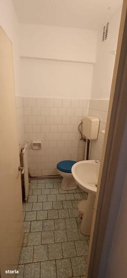 Apartament cu 3 camere decomandat în Gării