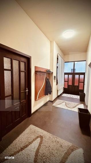 Casă cu 5 camere cu Teren 1000 Mp în Central