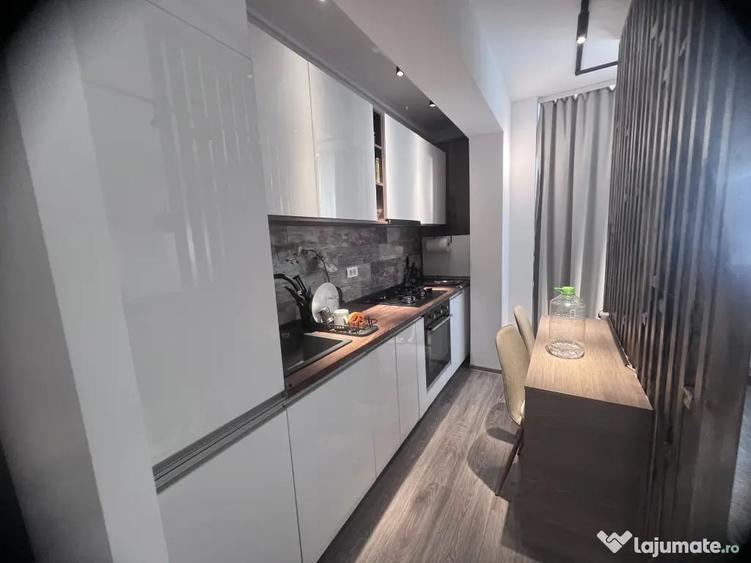 Apartament cu 2 camere decomandat în Berceni