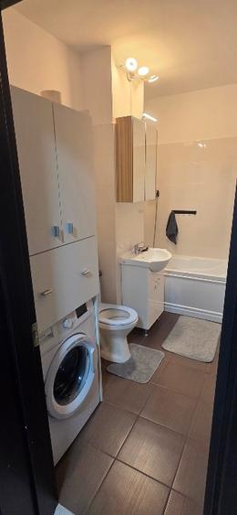 Apartament cu 2 camere decomandat, mobilat în Sânpetru