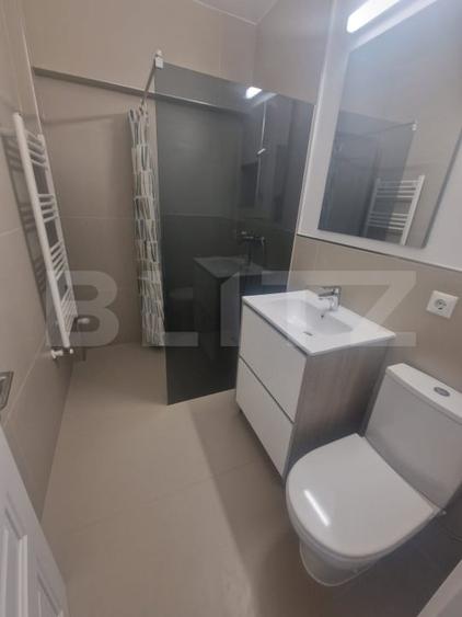 Apartament cu 3 camere decomandat, mobilat în George Enescu