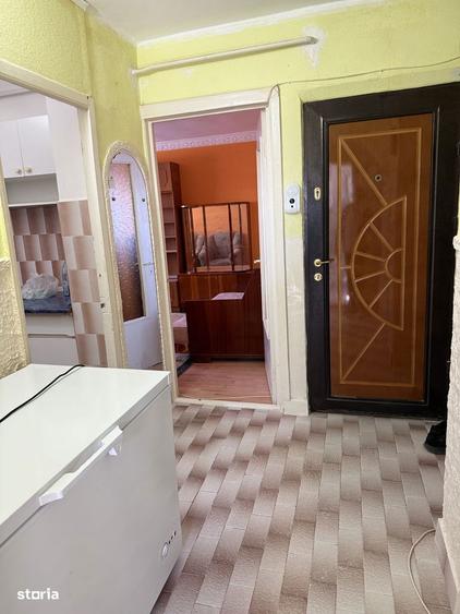 Apartament cu 2 camere decomandat în Micro 14