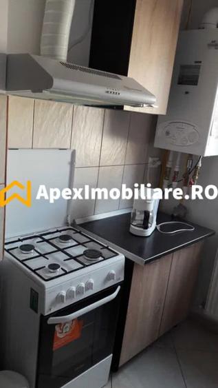 Apartament cu 2 camere semidecomandat în Ghencea