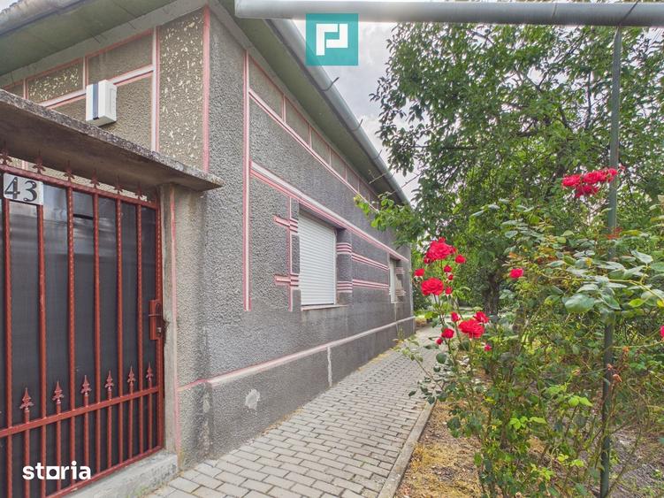 Casă cu 4 camere cu Teren 800 Mp în Mădăras